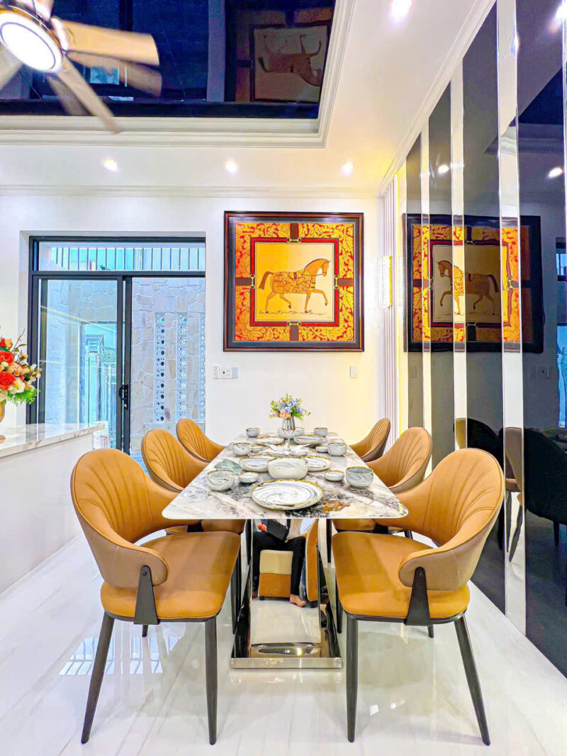 ⚠️SIÊU PHẨM⚠️  ☘️☘️☘️  NHÀ 2 LẦU PHONG CÁCH TÂN CỔ ĐIỂN TRỤC CHÍNH D1 KDC HỒNG LOAN, P.HƯNG THẠNH, Q.CÁI RĂNG, CẦN THƠ