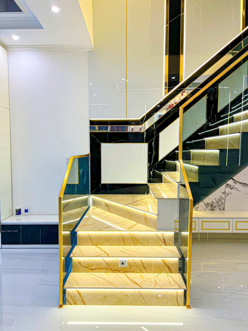 ⚠️SIÊU PHẨM⚠️  ☘️☘️☘️  NHÀ 2 LẦU PHONG CÁCH TÂN CỔ ĐIỂN TRỤC CHÍNH D1 KDC HỒNG LOAN, P.HƯNG THẠNH, Q.CÁI RĂNG, CẦN THƠ