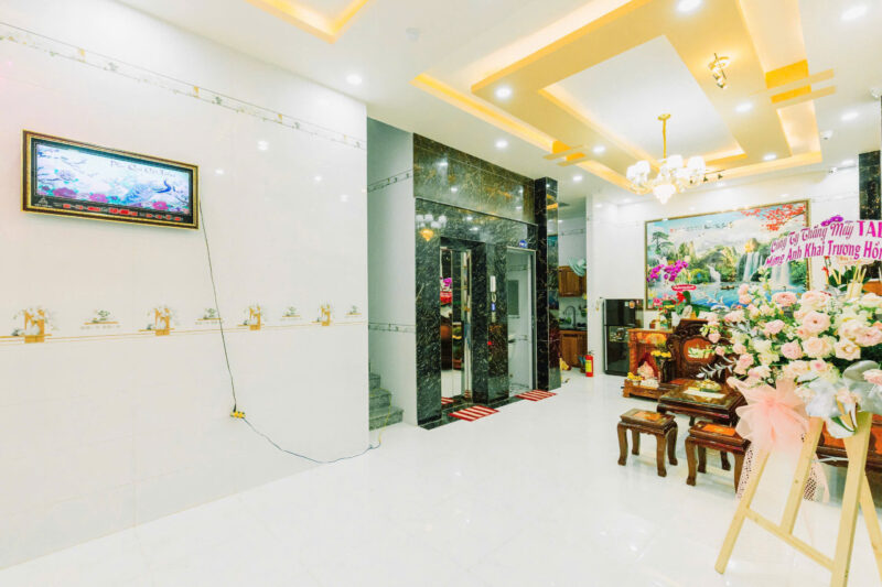4.6.25 -  NHÀ NGHỈ 3 LẦU HẺM 2 NGUYỄN VIỆT HỒNG