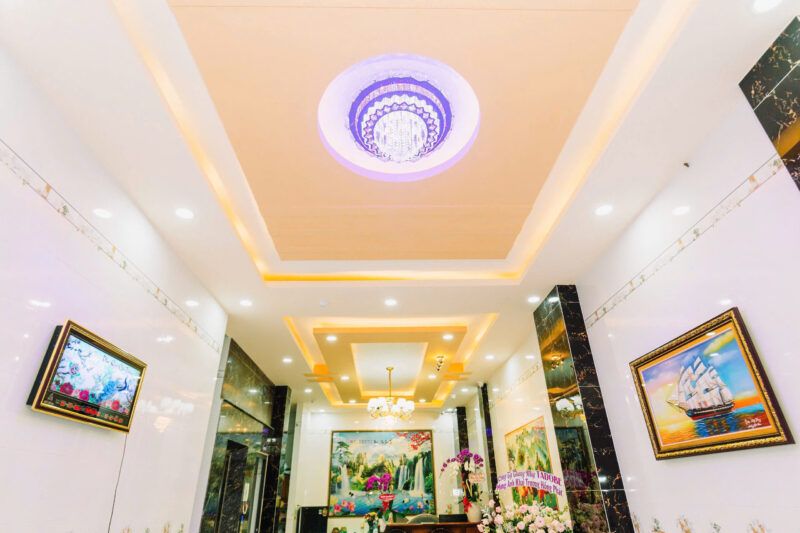 4.6.25 -  NHÀ NGHỈ 3 LẦU HẺM 2 NGUYỄN VIỆT HỒNG