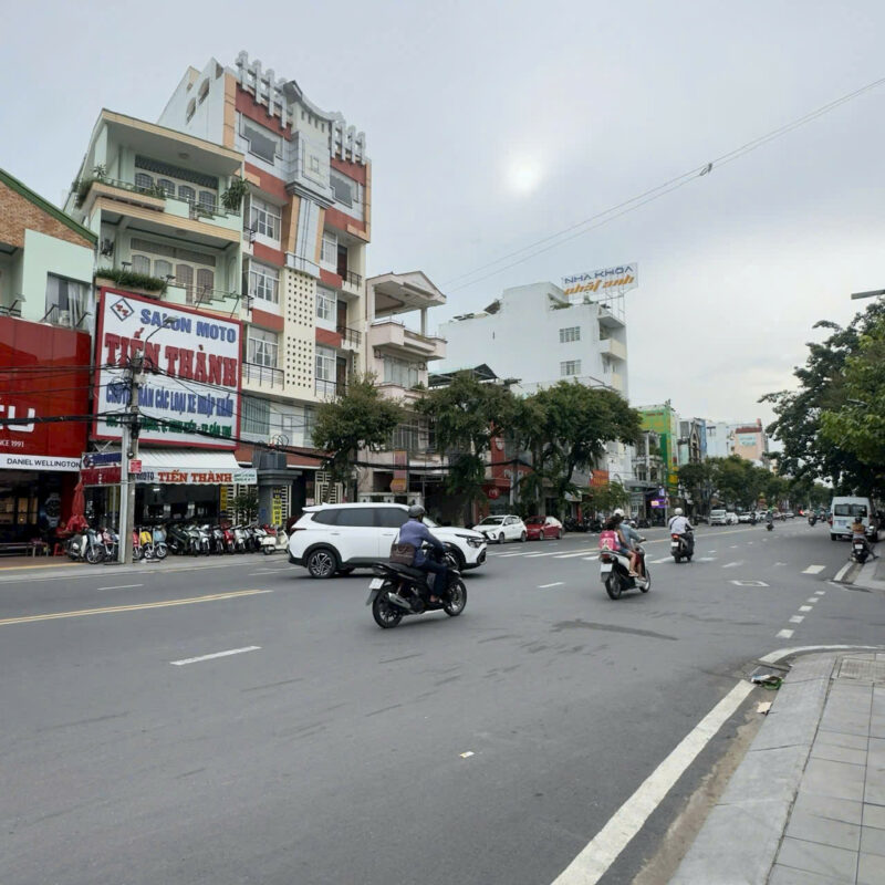 ☘️☘️☘️  NHÀ MẶT TIỀN Đ.NGUYỄN THẦN HIẾN CẶP HÔNG CÓ MƯƠNG HỞ 1,3M, P.NINH KIỀU, CẦN THƠ