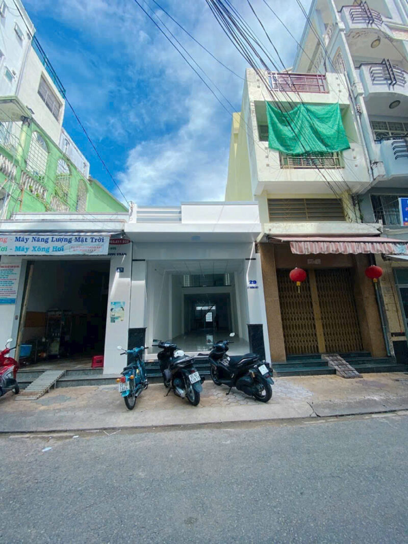 1.9.25 - NHÀ TRỆT LỬNG MT LÝ THƯỜNG KIỆT