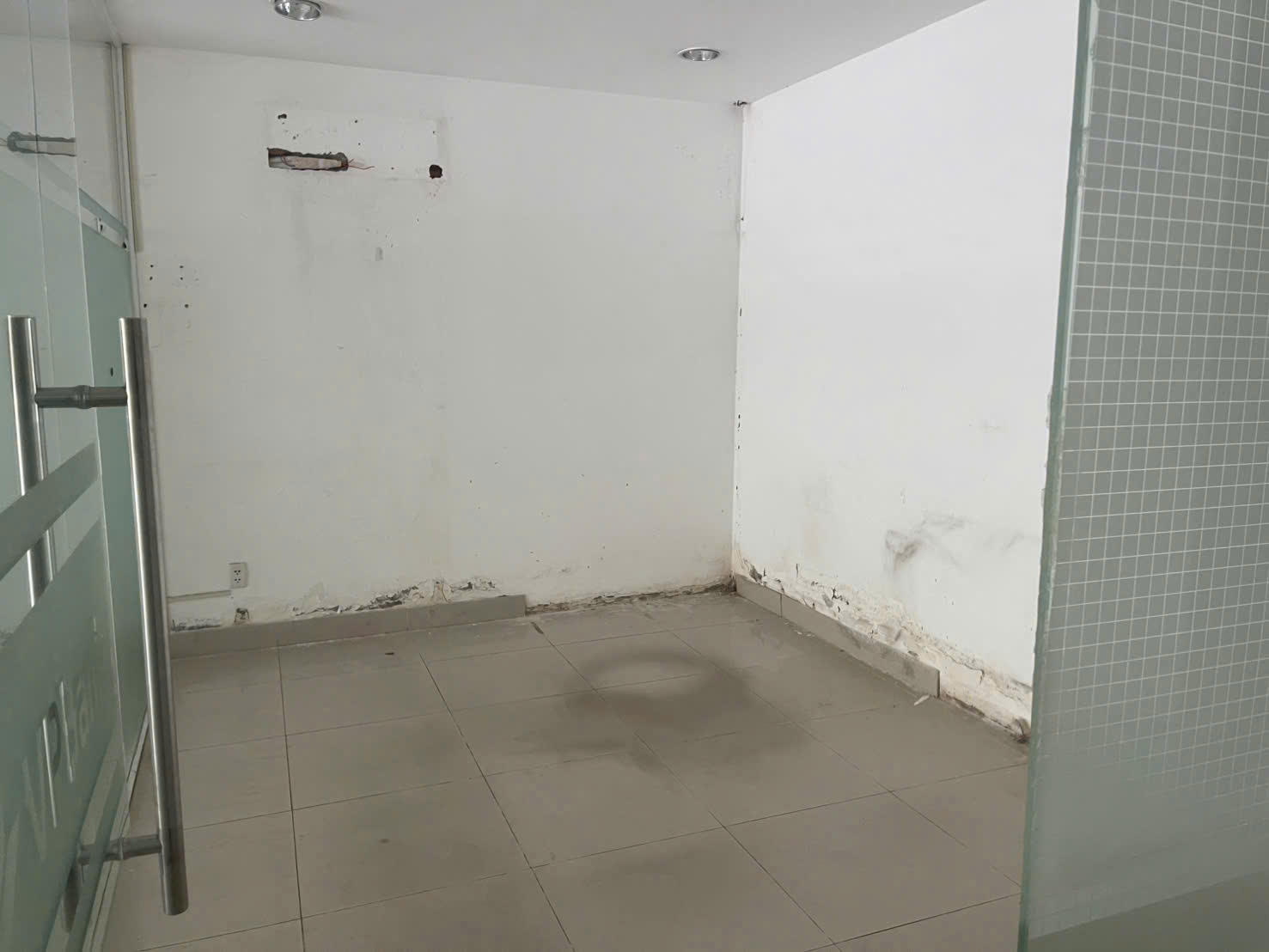 BÁN NHÀ MẶT TIỀN ĐƯỜNG LÝ TỰ TRỌNG, P.NINH KIỀU, CẦN THƠ BÁN NHÀ MẶT TIỀN ĐƯỜNG LÝ TỰ TRỌNG, P.NINH KIỀU, CẦN THƠ