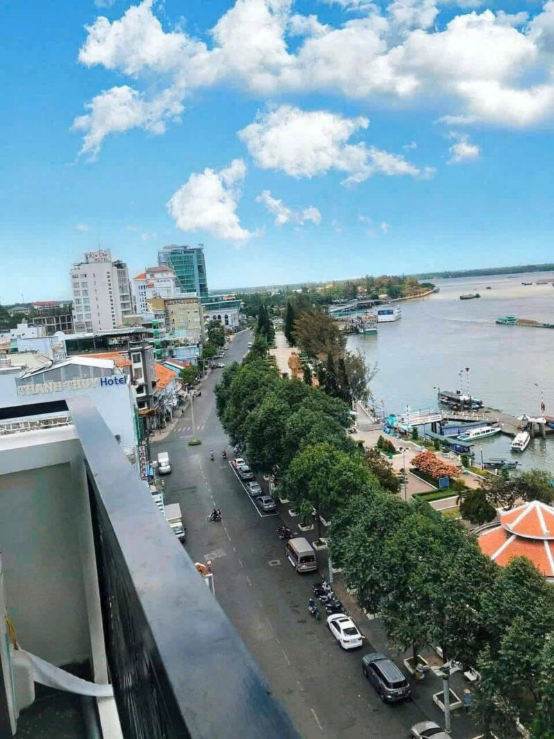 BÁN KHÁCH SẠN 1 TRỆT 7 LẦU ĐƯỜNG HAI BÀ TRƯNG ,BẾN NINH KIỀU TP CẦN THƠ
