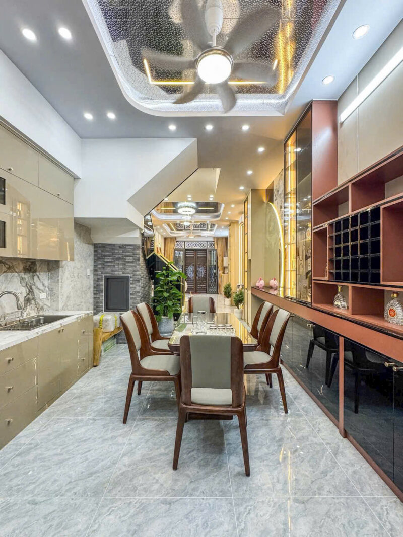☘️☘️☘️  NHÀ TRỆT LẦU ĐƯỜNG D5 KHU TĐC NHI ĐỒNG - THÔNG RA TÔ VĨNH DIỆN