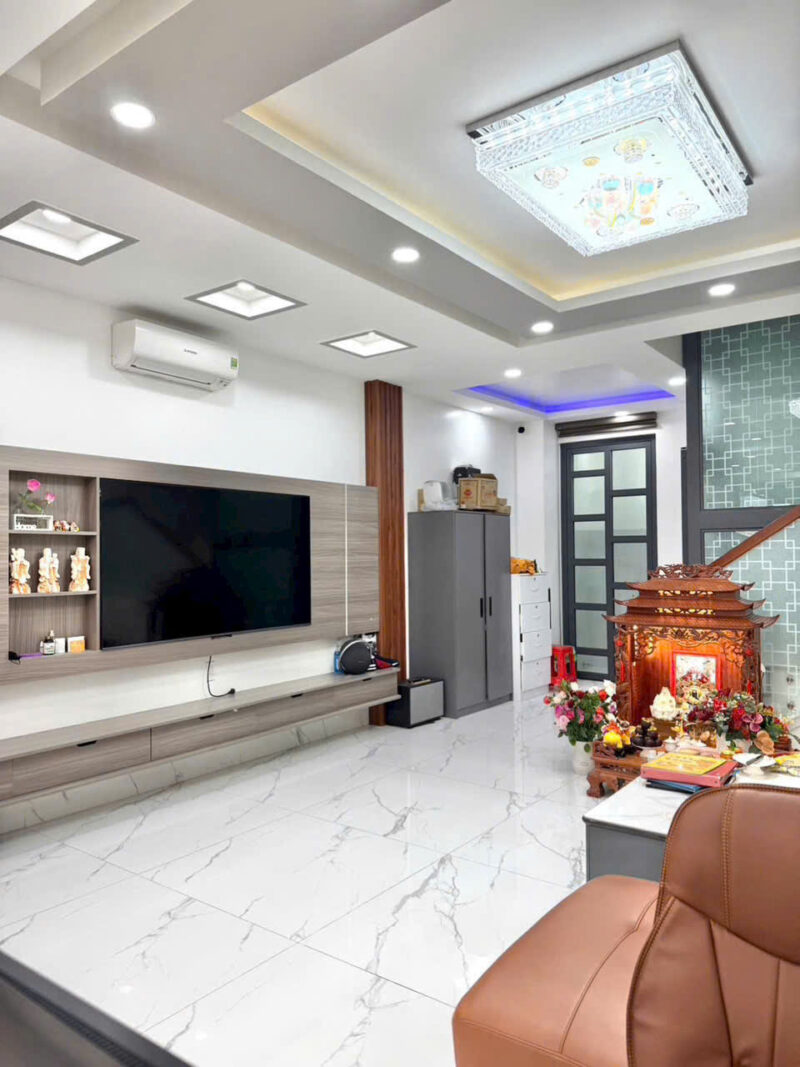 ❌GIẢM SỐC 500tr❌  ☘️☘️☘️  BÁN SIÊU PHẨM 3 LẦU + SÂN THƯỢNG CAO CẤP CÓ THANG MÁY- KDC HỒNG LOAN 6A, CÁI RĂNG, CẦN THƠ