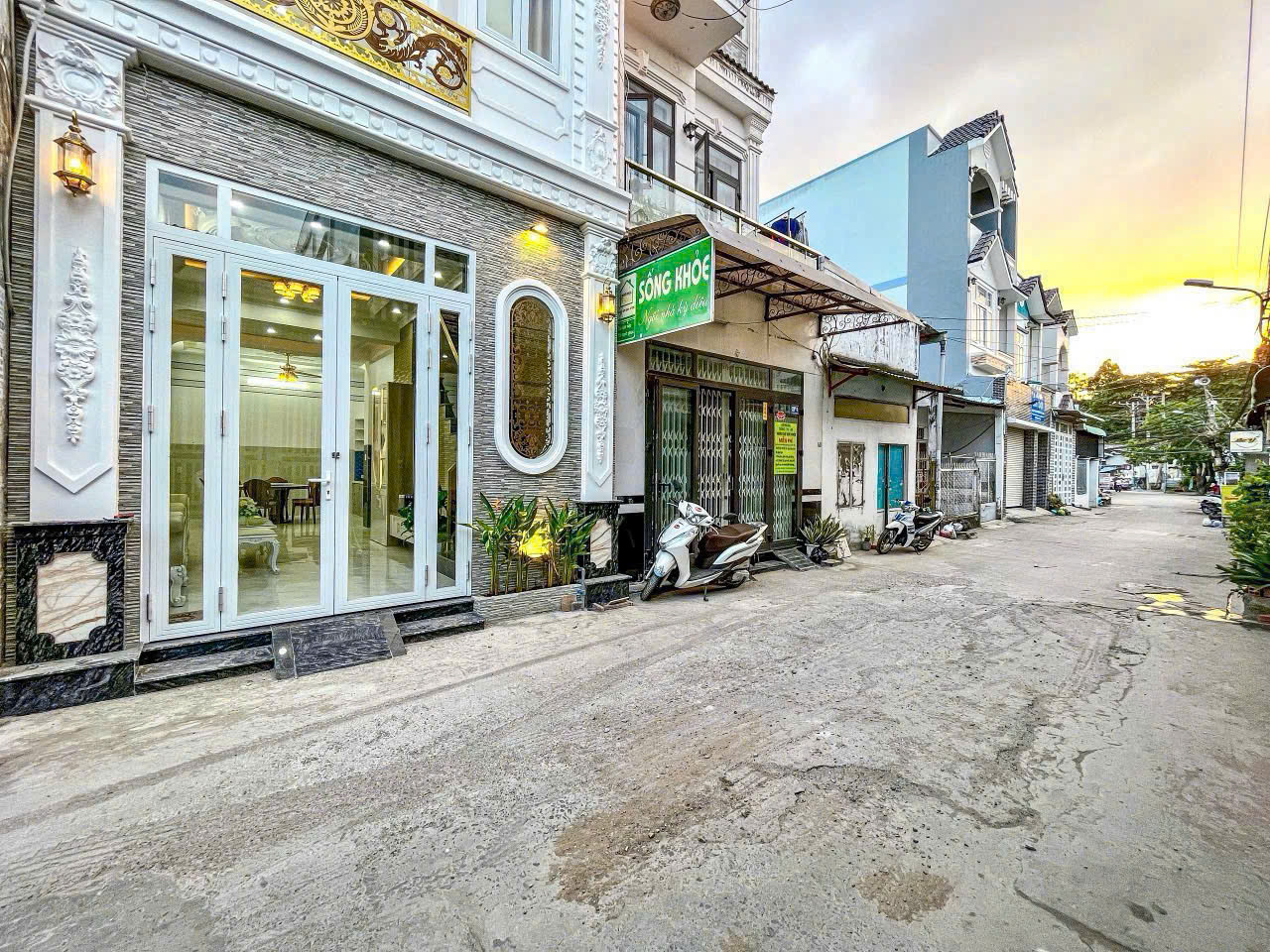 ⚠️MỚI⚠️ ☘️☘️☘️ BÁN NHÀ 1 TRỆT 2 LẦU TÂN CỔ ĐIỂN| TRỤC CHÍNH HẺM 11 NGUYỄN VĂN LINH, P.TÂN AN, CẦN THƠ. ⚠️MỚI⚠️ ☘️☘️☘️ BÁN NHÀ 1 TRỆT 2 LẦU TÂN CỔ ĐIỂN| TRỤC CHÍNH HẺM 11 NGUYỄN VĂN LINH, P.TÂN AN, CẦN THƠ.