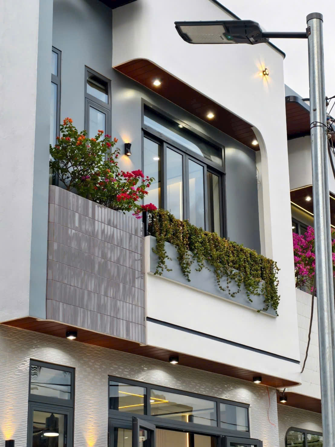 ❌❌❌ Bán 3 căn Nhà trệt lầu Cách Trục Chính Hẻm 311 nguyễn văn cừ Chỉ vài buớc chân ,xe ôtô Đỗ truớc nhà ,Tặng full Toàn bộ nội thất ❌❌❌ Bán 3 căn Nhà trệt lầu Cách Trục Chính Hẻm 311 nguyễn văn cừ Chỉ vài buớc chân ,xe ôtô Đỗ truớc nhà ,Tặng full Toàn bộ nội thất