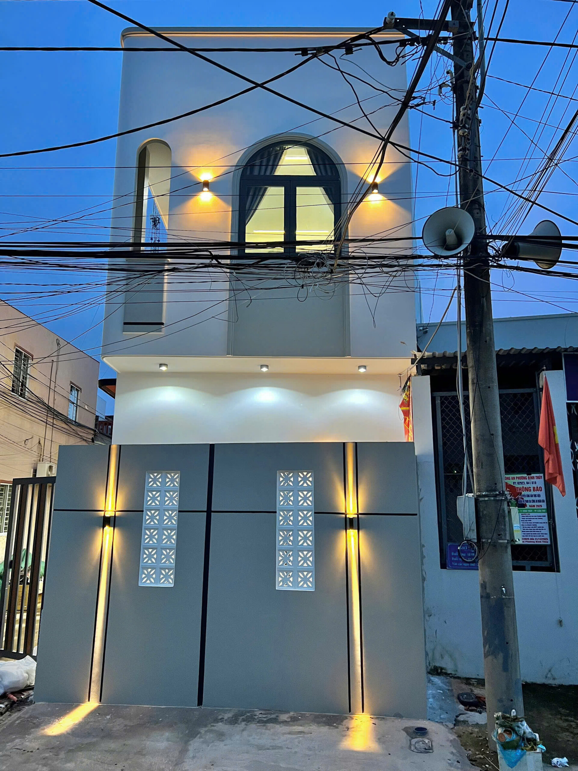 ☘️☘️☘️ Nhà Trệt Lầu Góc 2 Mặt Tiền - Full Nội Thất - Xây Mới 100% - Thiết Kế Hiện Đại - Lộ Oto Đến Nhà - Hẻm 115 Đường CMT8 - Cần Thơ ☘️☘️☘️ Nhà Trệt Lầu Góc 2 Mặt Tiền - Full Nội Thất - Xây Mới 100% - Thiết Kế Hiện Đại - Lộ Oto Đến Nhà - Hẻm 115 Đường CMT8 - Cần Thơ