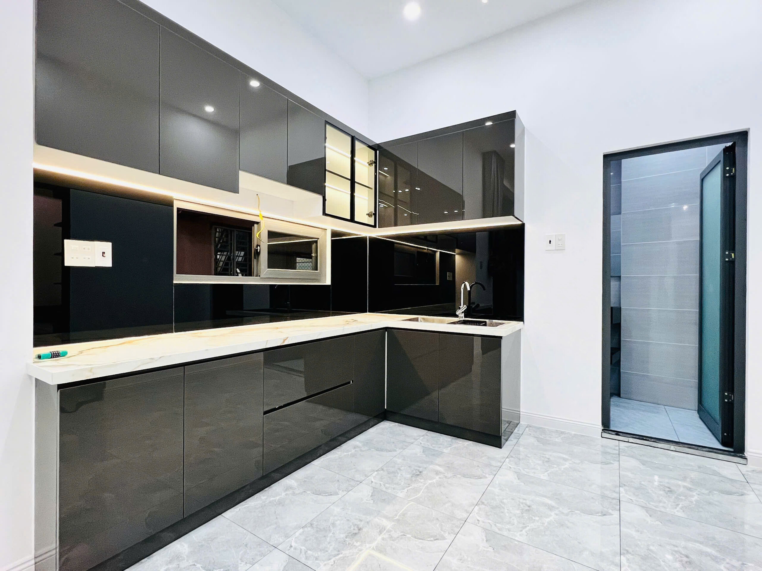 ☘️☘️☘️ Nhà Trệt Lầu Góc 2 Mặt Tiền - Full Nội Thất - Xây Mới 100% - Thiết Kế Hiện Đại - Lộ Oto Đến Nhà - Hẻm 115 Đường CMT8 - Cần Thơ ☘️☘️☘️ Nhà Trệt Lầu Góc 2 Mặt Tiền - Full Nội Thất - Xây Mới 100% - Thiết Kế Hiện Đại - Lộ Oto Đến Nhà - Hẻm 115 Đường CMT8 - Cần Thơ