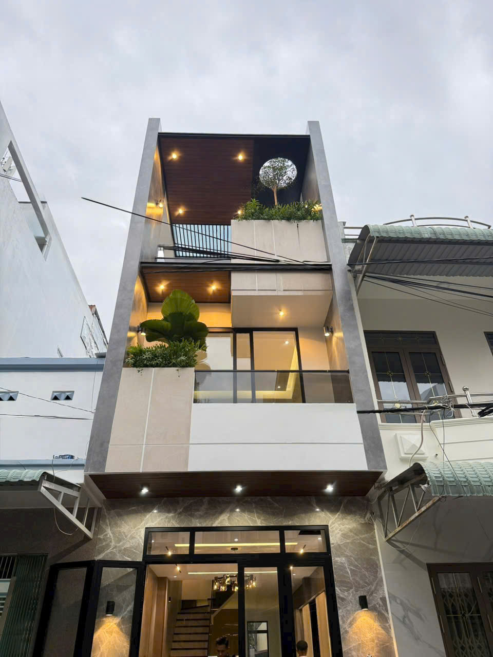 ☘️☘️☘️ SIÊU PHẨM VỪA HOÀN THIỆN, NHÀ TRỆT 2 LẦU SÂN THƯỢNG - KDC 91B - P. TÂN AN, TP CẦN THƠ. ☘️☘️☘️ SIÊU PHẨM VỪA HOÀN THIỆN, NHÀ TRỆT 2 LẦU SÂN THƯỢNG - KDC 91B - P. TÂN AN, TP CẦN THƠ.