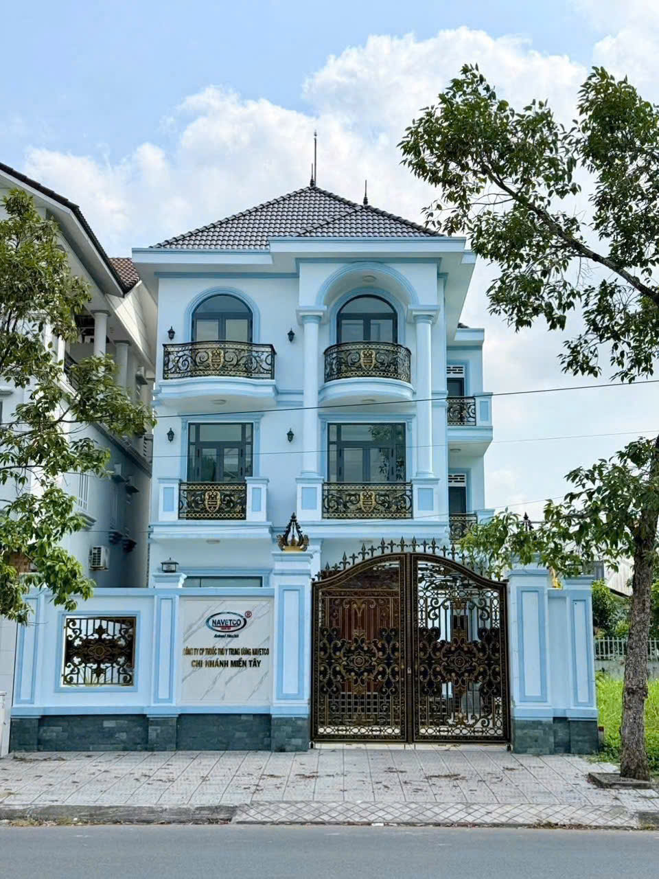 ☘️☘️☘️ BÁN BIỆT THỰ 2 LẦU MẶT TIỀN TRỤC CHÍNH ĐƯỜNG NGUYỄN VĂN LƯU ( ĐƯỜNG 1B ) KHU DÂN CƯ NAM LONG 2, P.CÁI RĂNG, TP. CẦN THƠ. ☘️☘️☘️ BÁN BIỆT THỰ 2 LẦU MẶT TIỀN TRỤC CHÍNH ĐƯỜNG NGUYỄN VĂN LƯU ( ĐƯỜNG 1B ) KHU DÂN CƯ NAM LONG 2, P.CÁI RĂNG, TP. CẦN THƠ.