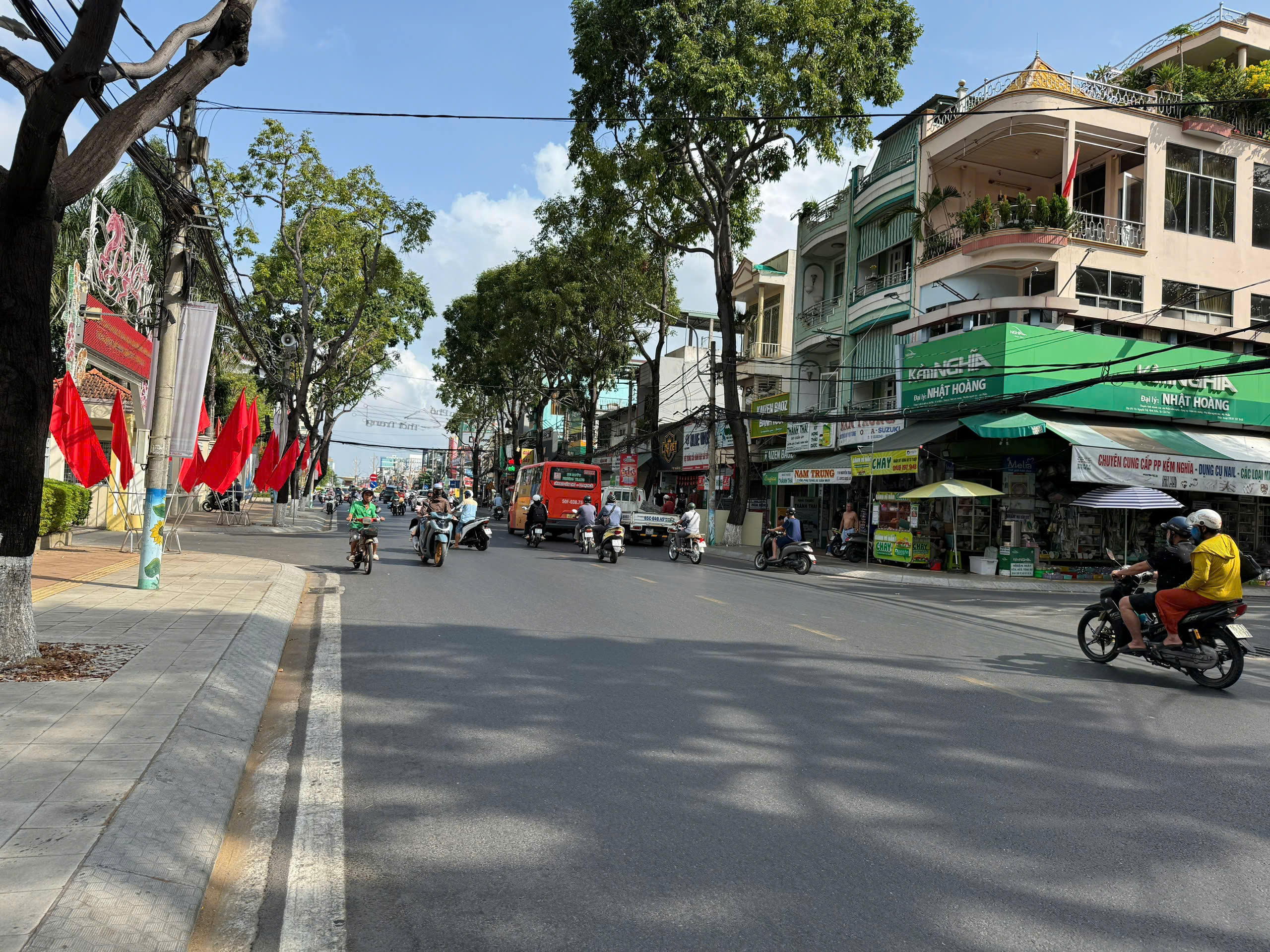 ☘️☘️☘️ BÁN NHÀ 1 TRỆT 1 LỬNG 2 LẦU MẶT TIỀN ĐƯỜNG TRẦN QUANG KHẢI, TTTM CÁI KHẾ, P.CÁI KHẾ, TP. CẦN THƠ ☘️☘️☘️ BÁN NHÀ 1 TRỆT 1 LỬNG 2 LẦU MẶT TIỀN ĐƯỜNG TRẦN QUANG KHẢI, TTTM CÁI KHẾ, P.CÁI KHẾ, TP. CẦN THƠ