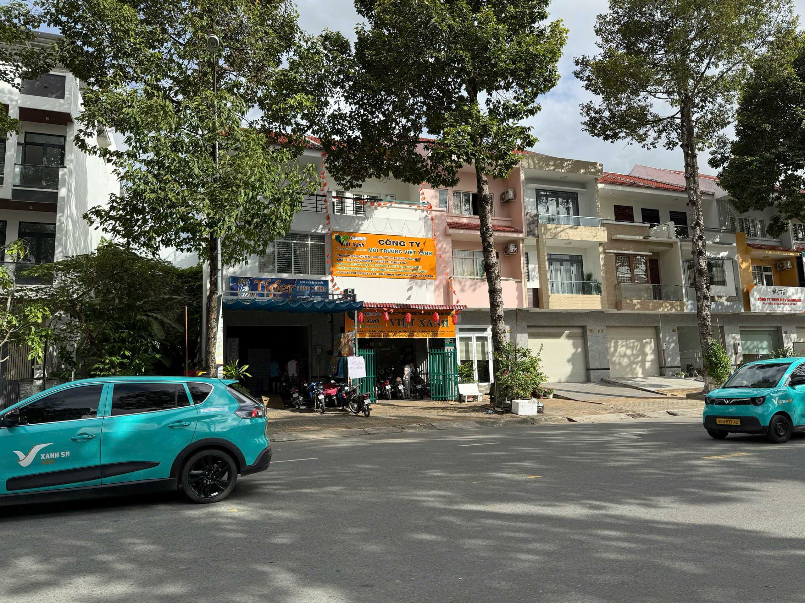 Bán nhà 2 lầu mặt tiền Trần Văn Trà, KDC Hưng Phú, Cần Thơ Bán nhà 2 lầu mặt tiền Trần Văn Trà, KDC Hưng Phú, Cần Thơ